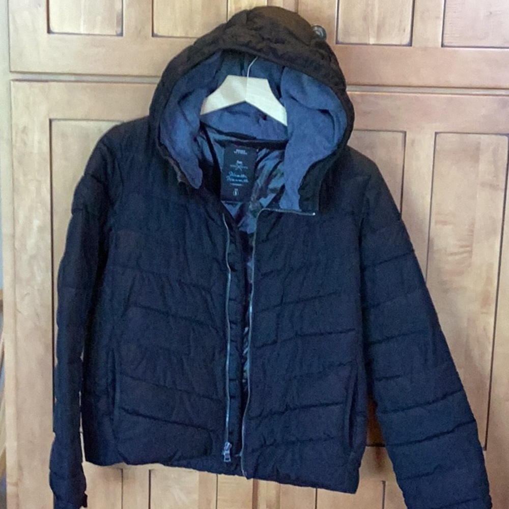 GAP black hooded puffer jacket S